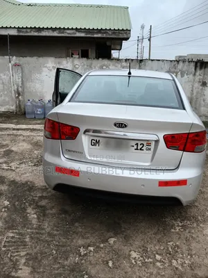 Kia Cerato 2012 Silver