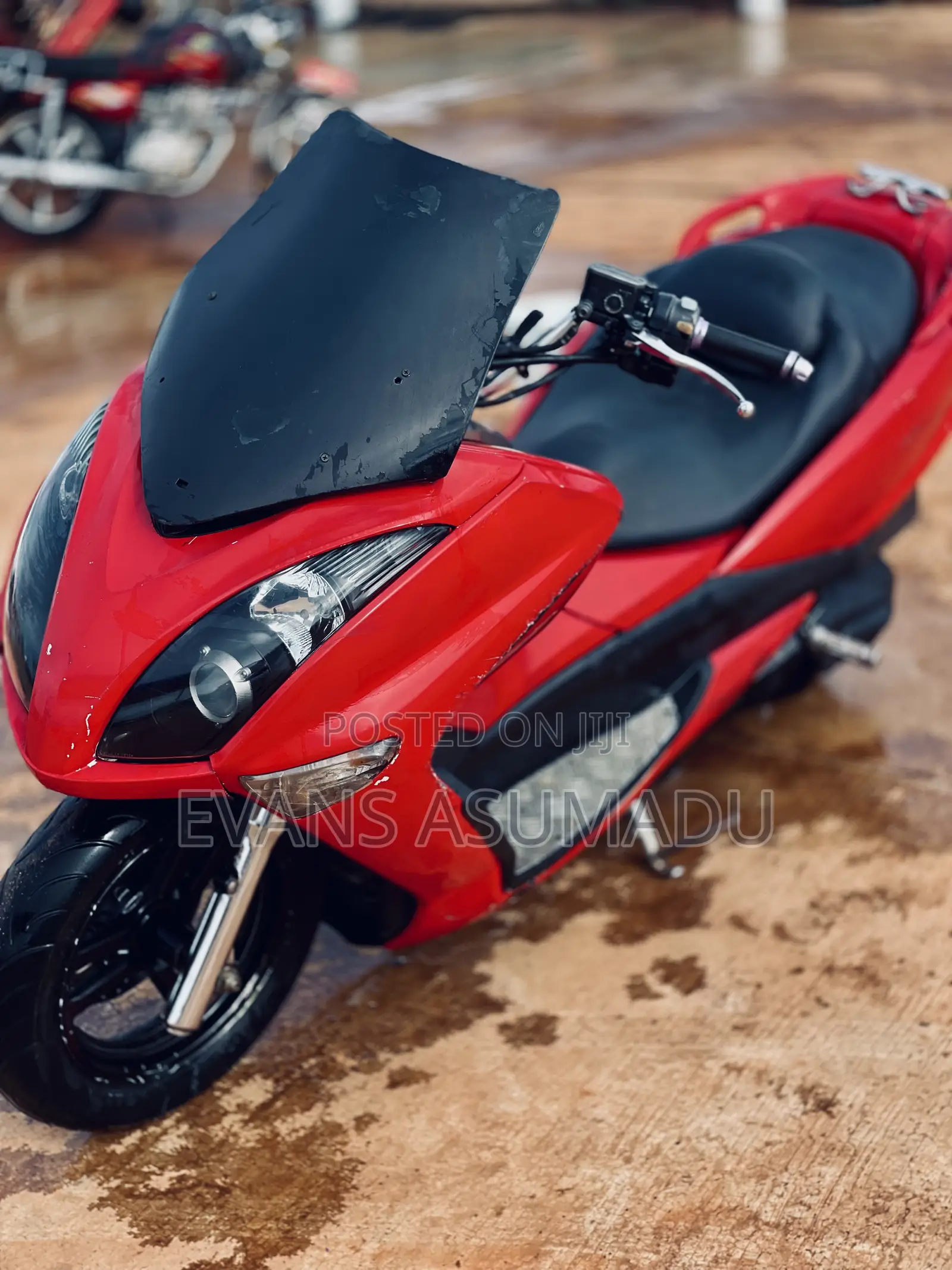 Yamaha Majesty 2024 Red