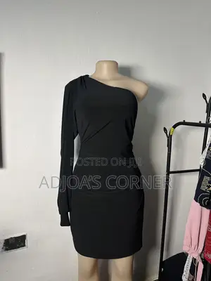 Black Bodycon Dress