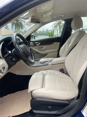Mercedes-Benz C300 2017 Blue