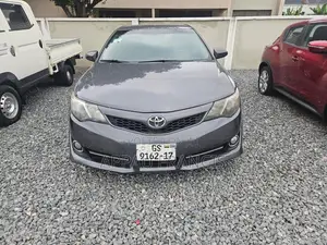 Toyota Camry SE 4dr Sedan (2.5L 4cyl 6A) 2014 Green