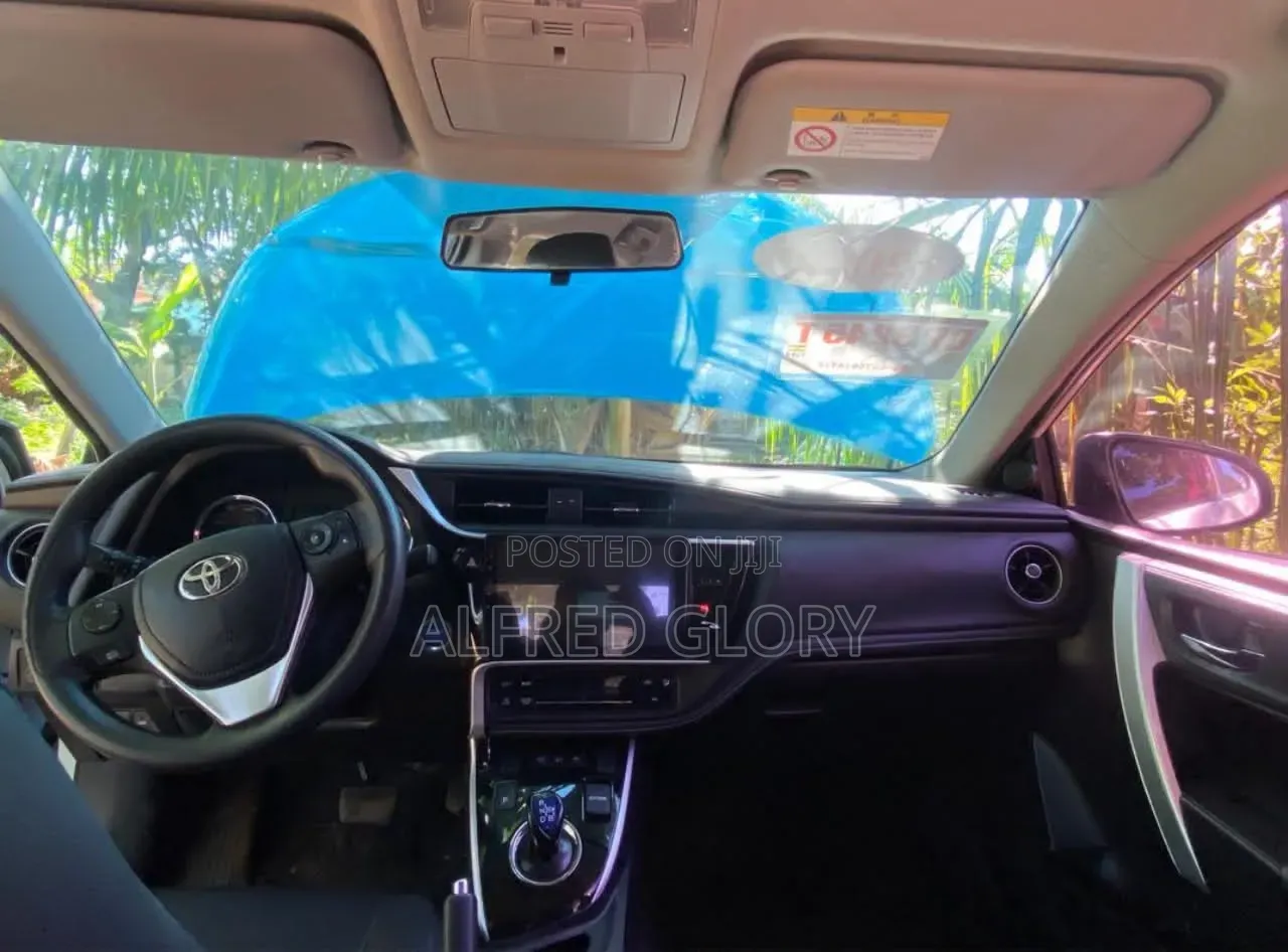Toyota Corolla 2020 White