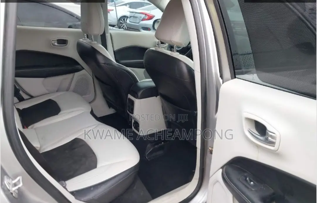 Jeep Compass 2018 Silver