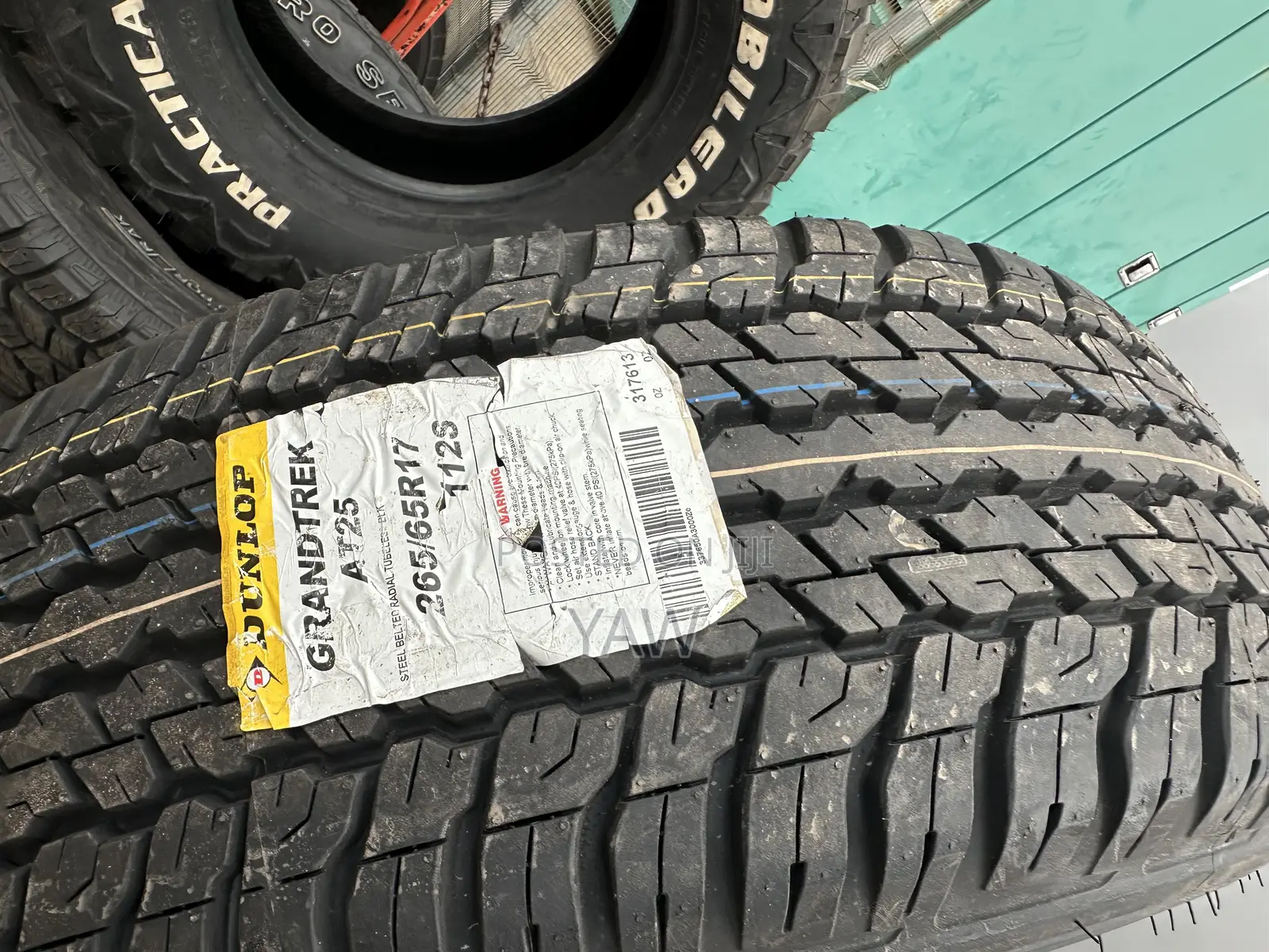 265/65r17 Dunlop