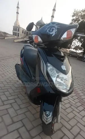 Yamaha Majesty 2022 Black