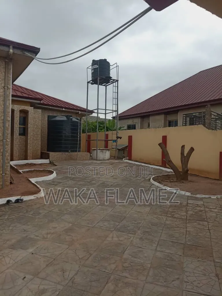 4bdrm House in Amasaman China Mall for rent