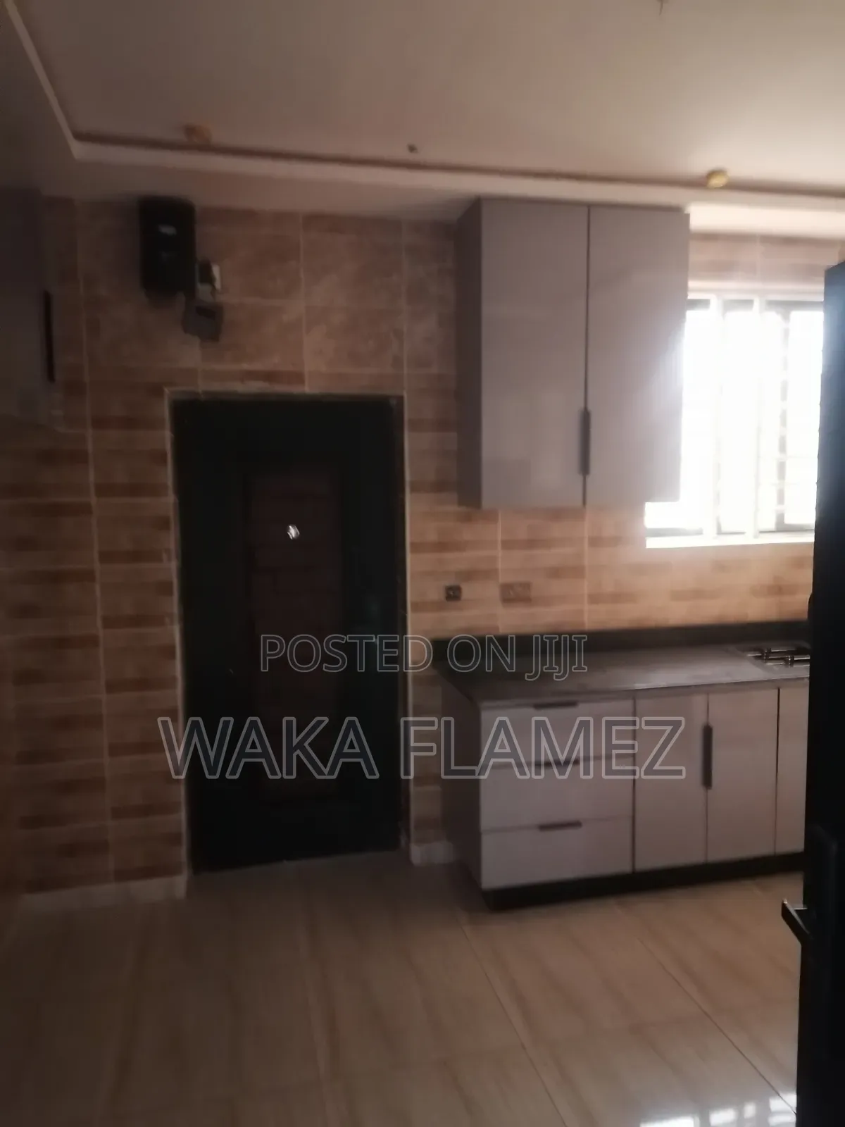 4bdrm House in Stadium Junction, Amasaman for sale