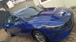 Hyundai Elantra 2022 Blue