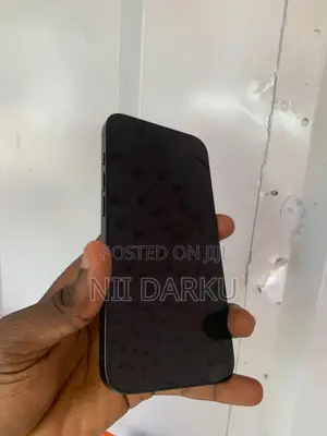 Apple iPhone 16e 128 GB Black