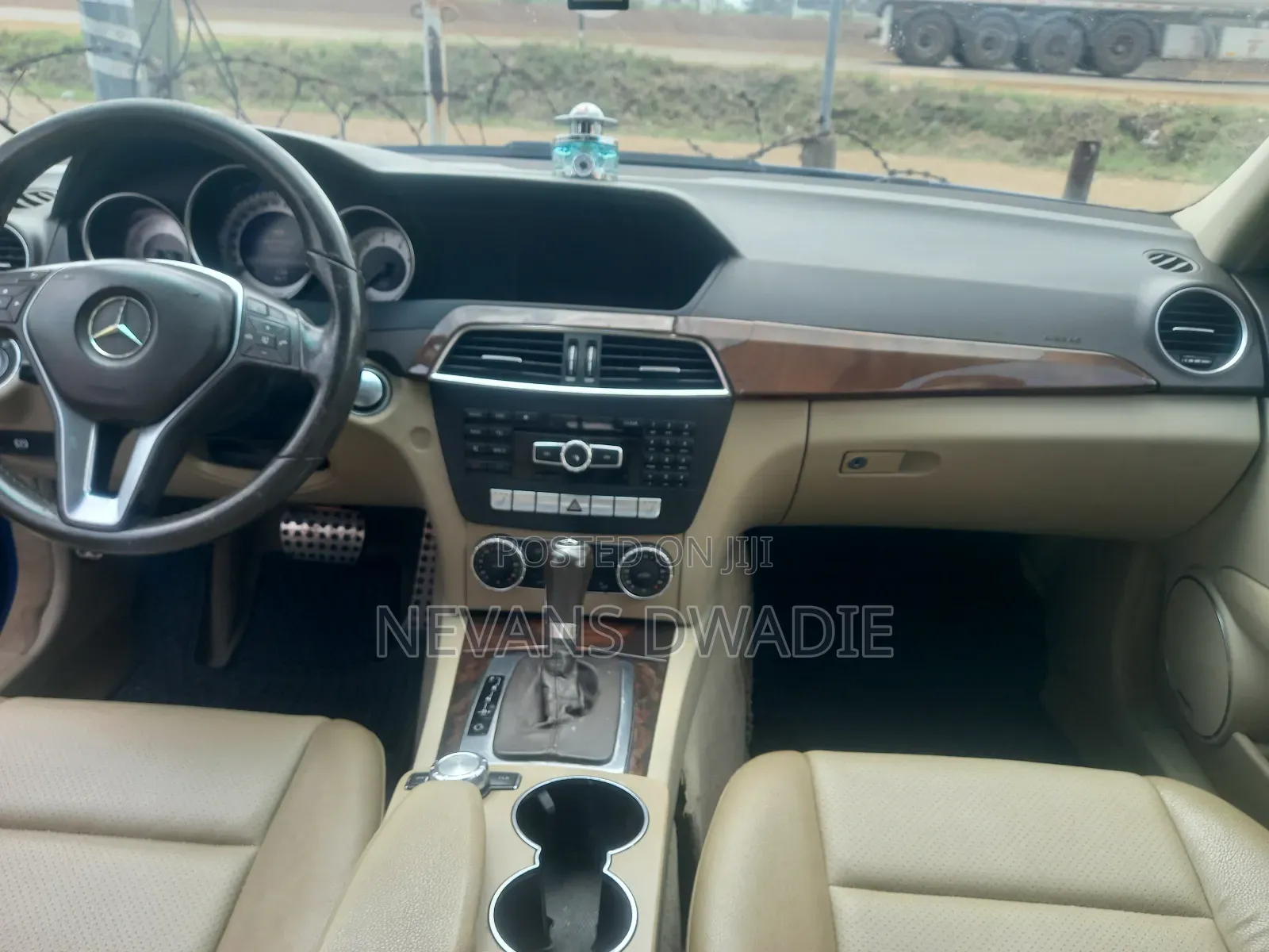 Mercedes-Benz C250 2013 Blue