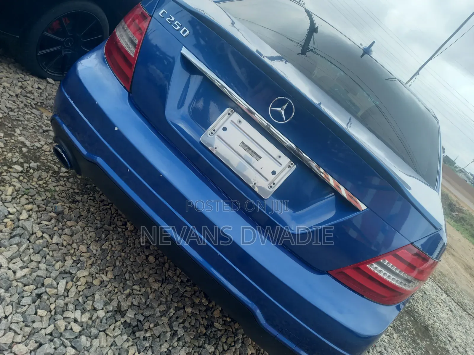 Mercedes-Benz C250 2013 Blue