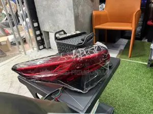 Toyota Highlander 2016,2017,2018,2019 Tail Light