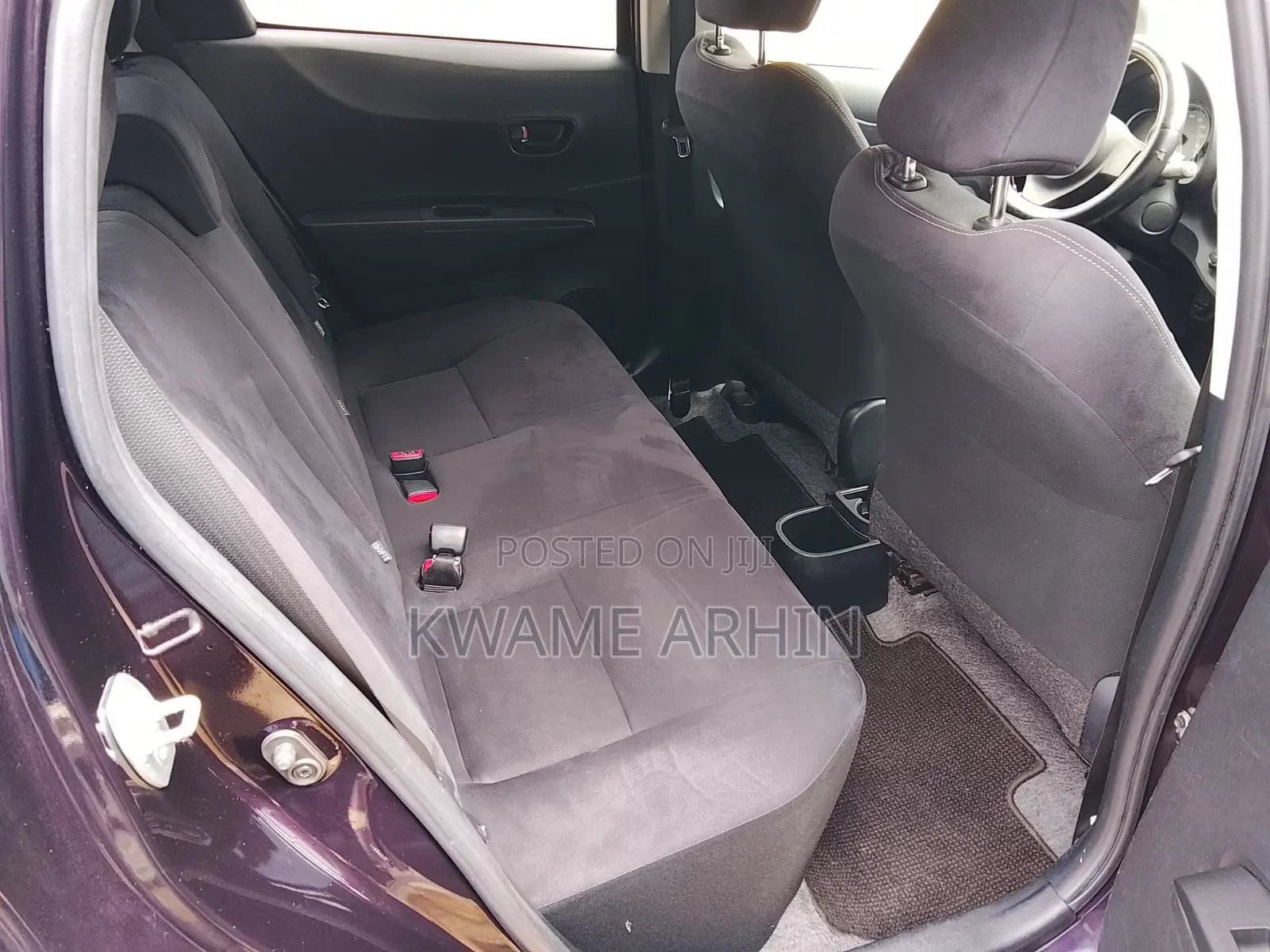 Toyota Vitz 1.3 AWD 5dr 2013 Burgundy