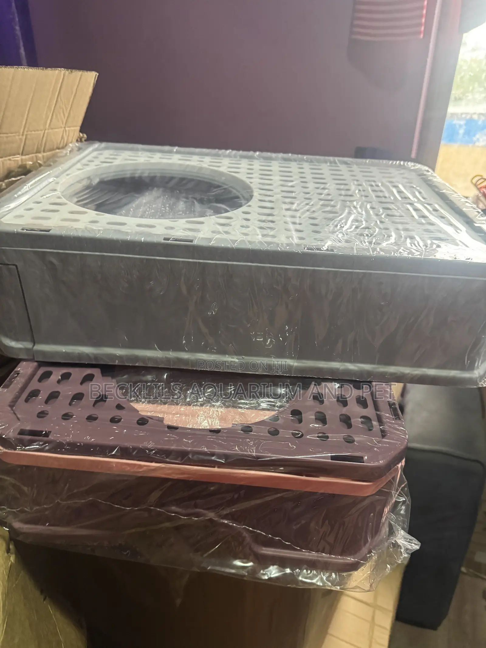 Fully Enclosed Large Cat Litter Box