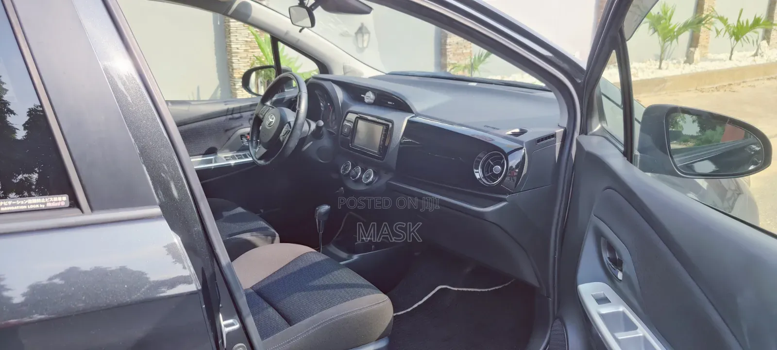 Toyota Vitz 2016 Black