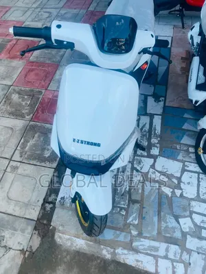 Electric Bike/Scooter With Bluetooth Wireless Speaker Brand New