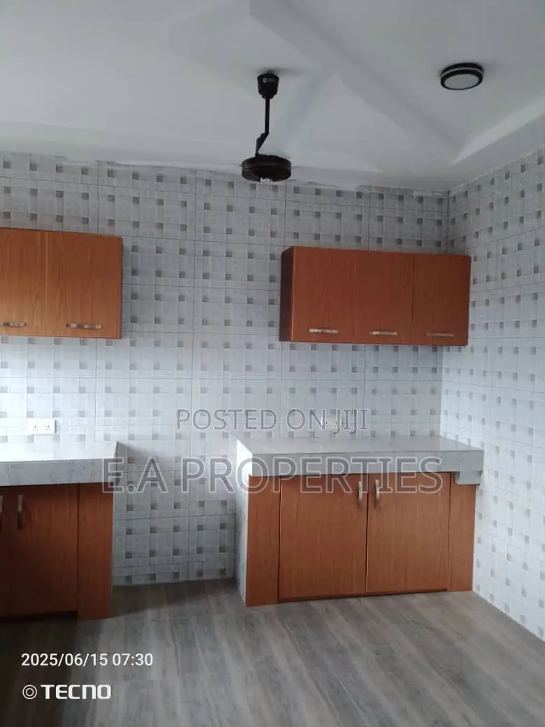 4bdrm House in E A Properties, Frafraha for rent