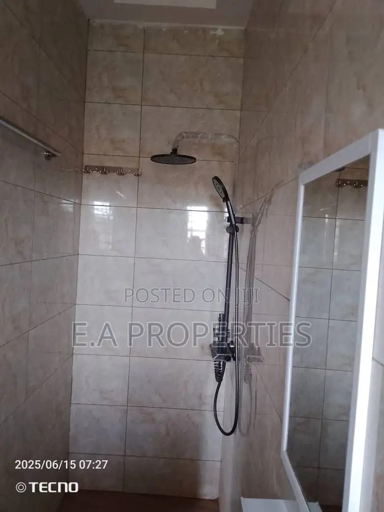 4bdrm House in E A Properties, Frafraha for rent