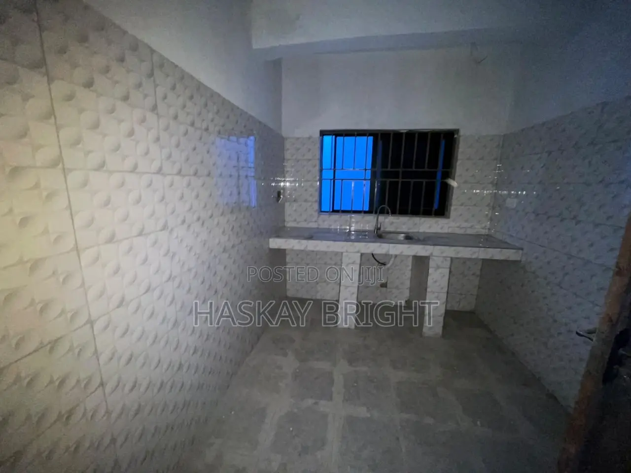 2bdrm Apartment in Awoshie for rent