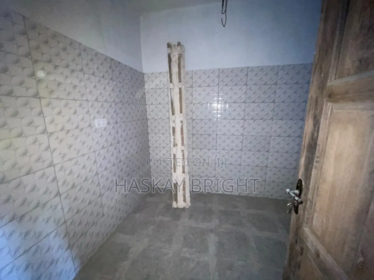 2bdrm Apartment in Awoshie for rent