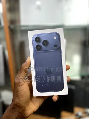 New Apple iPhone 17 Pro Max 256 GB Blue