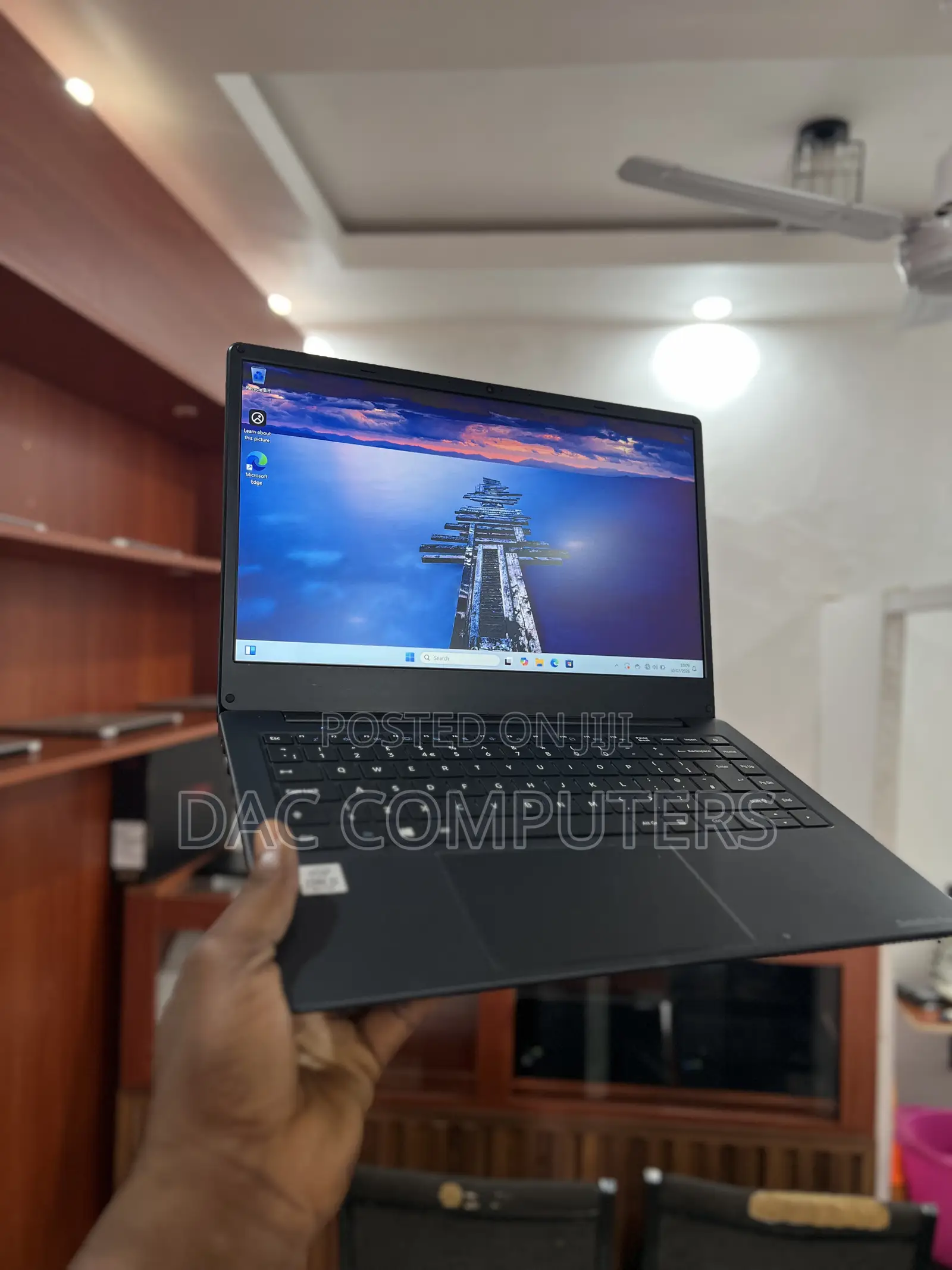 Laptop Dynabook Satellite Pro A40-J 4GB Intel Core i3 SSD 128GB