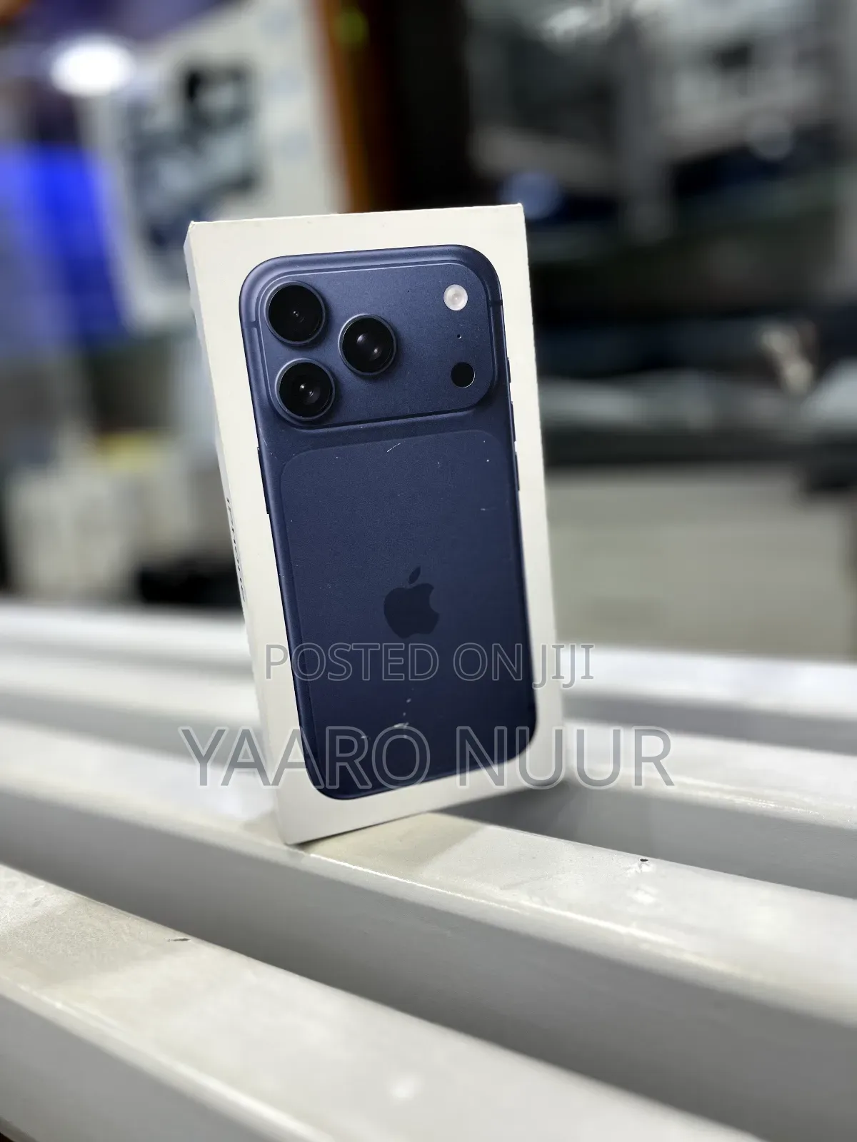 New Apple iPhone 17 Pro Max 256 GB Blue