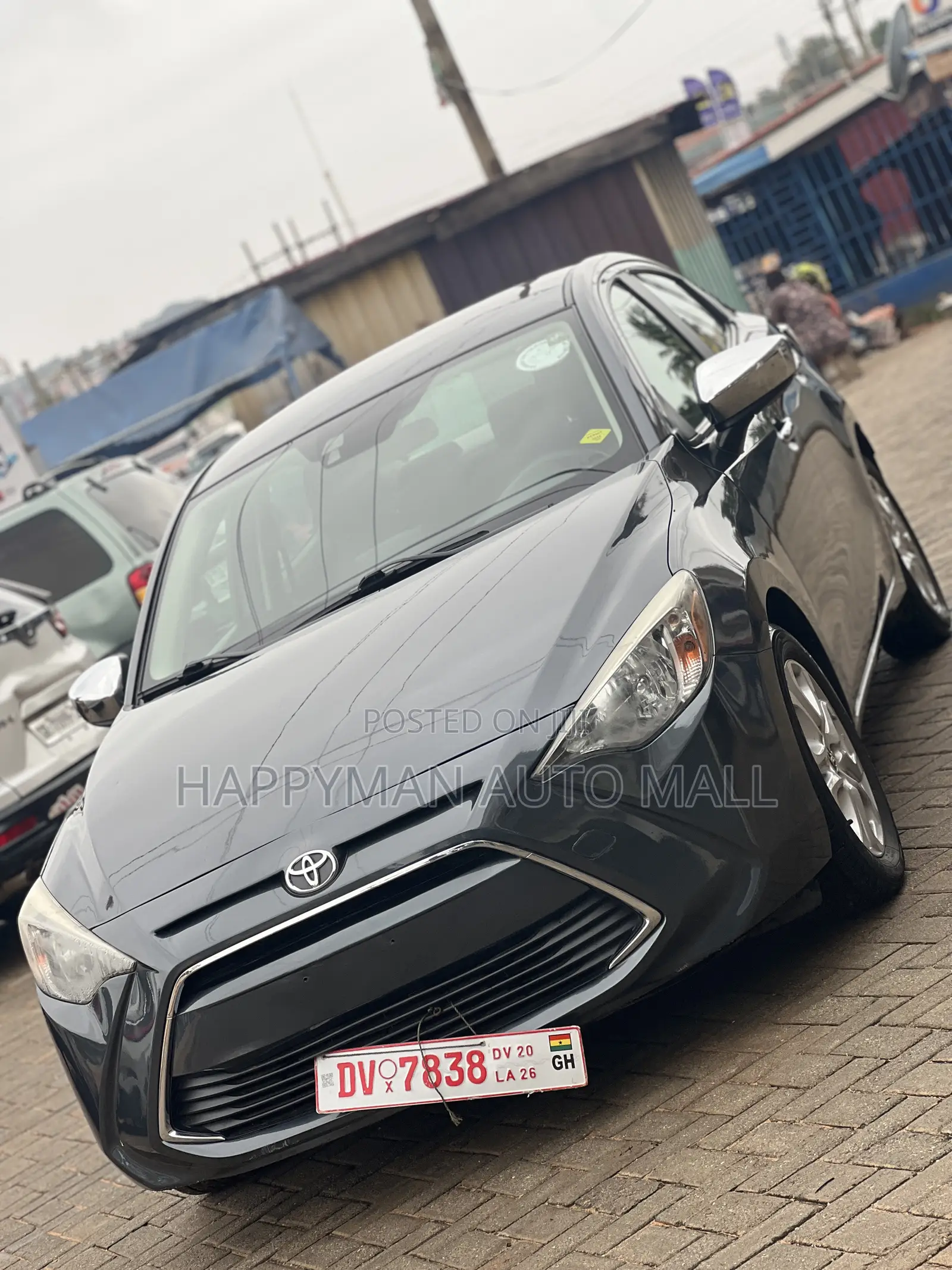 Toyota Yaris 2018 Black