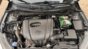 Toyota Yaris 2018 Black