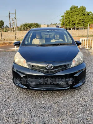 Toyota Vitz 2012 Black