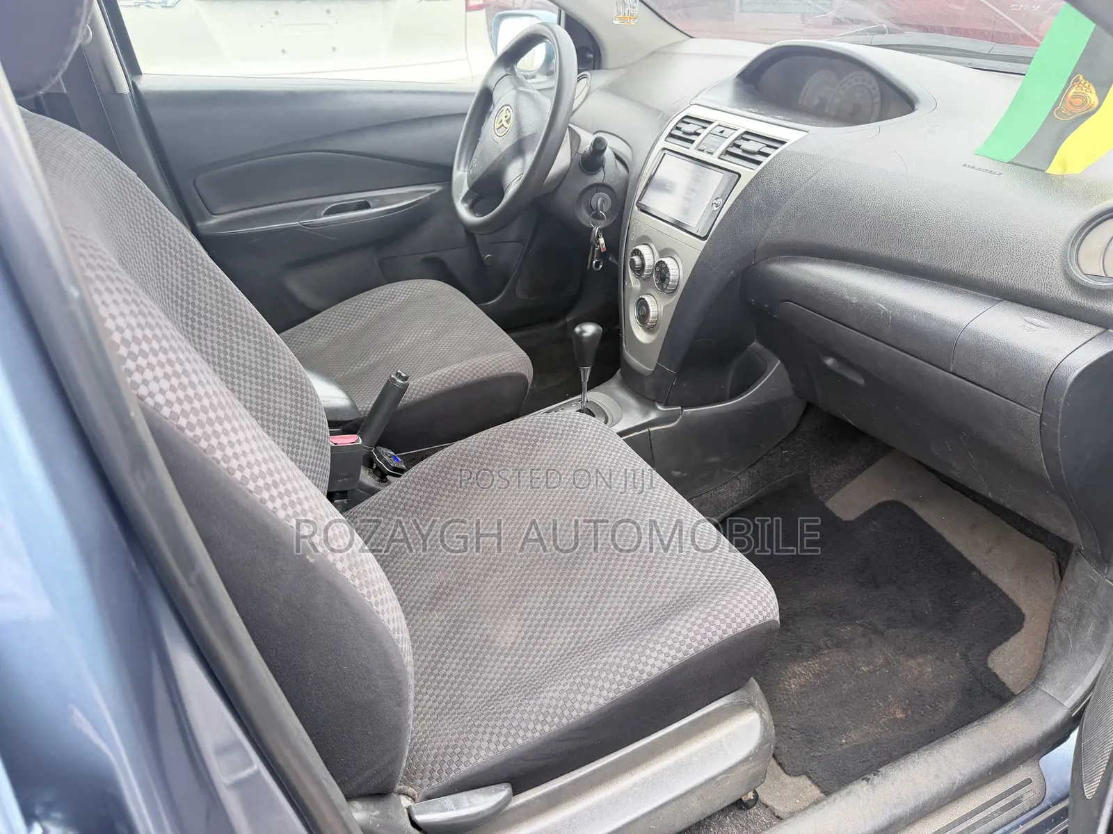Toyota Yaris 2010 Blue