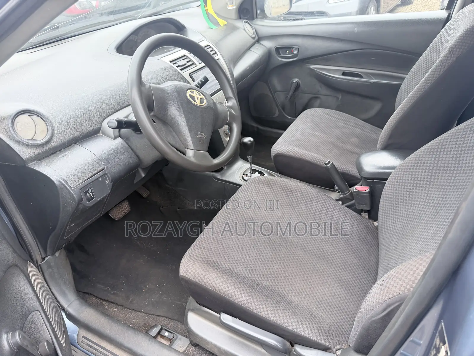 Toyota Yaris 2010 Blue