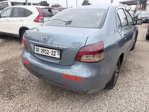Toyota Yaris 2010 Blue