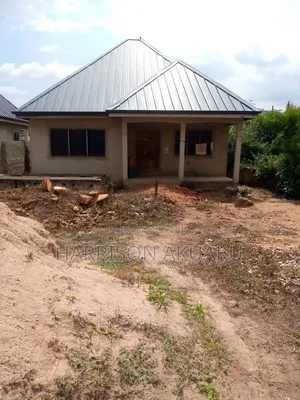 2bdrm House in Police Station for sale