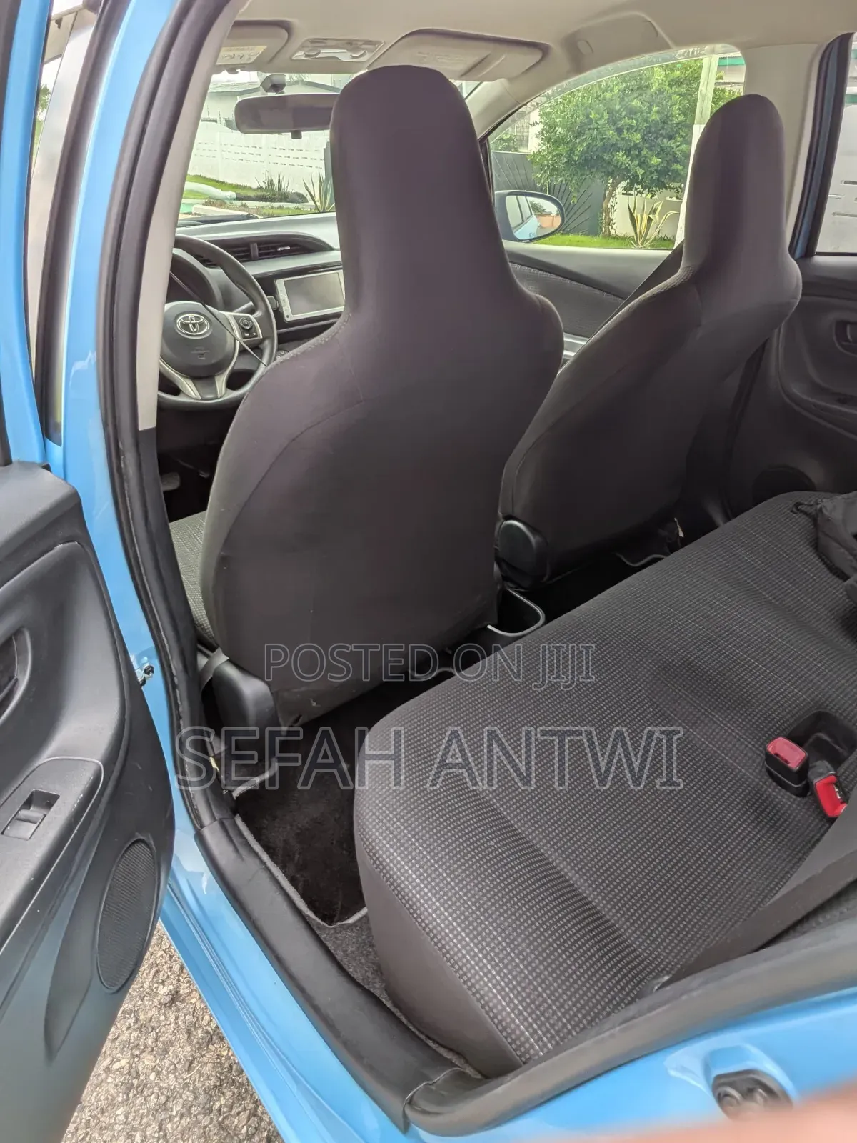 Toyota Vitz 2016 Blue