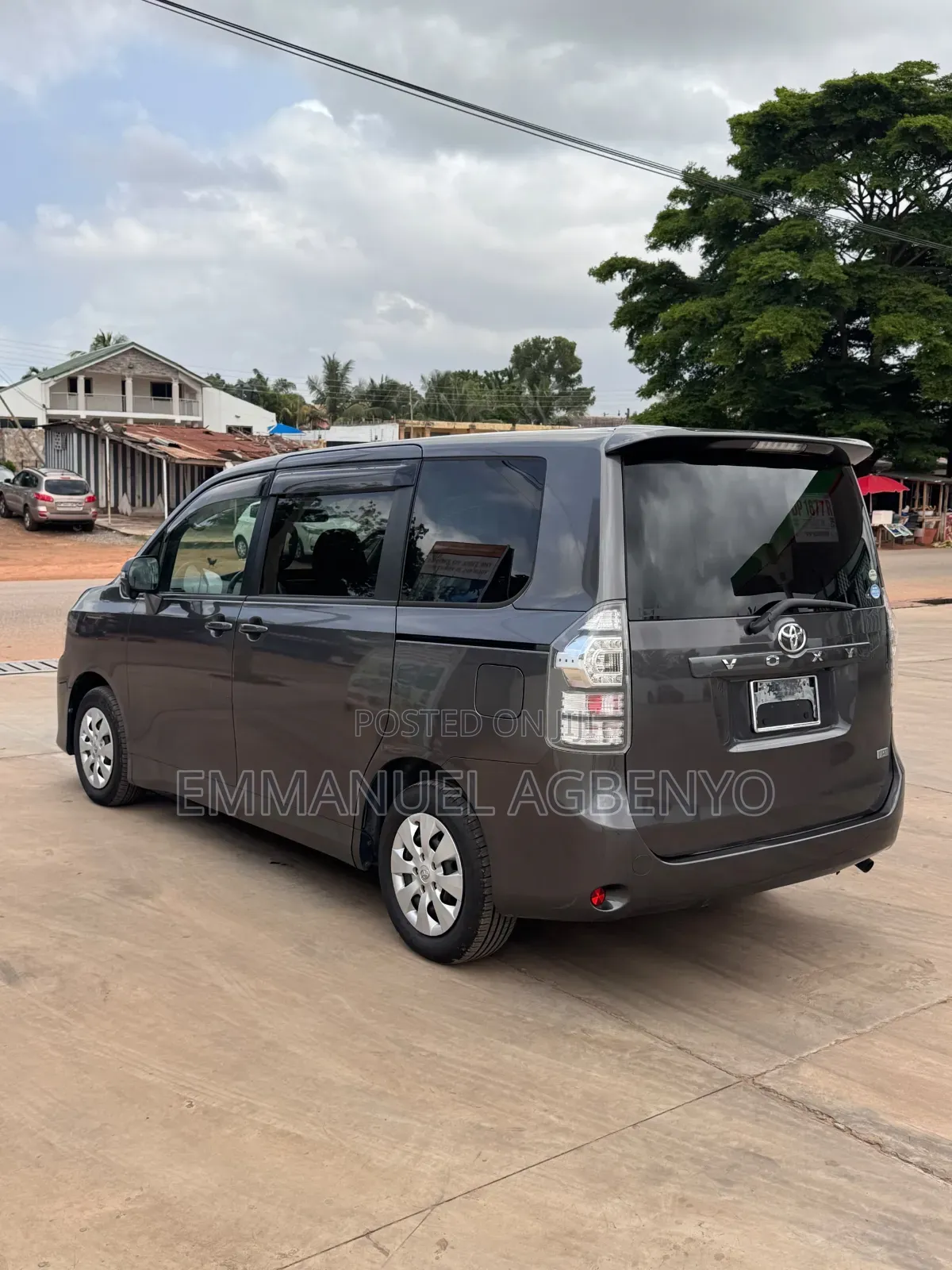 Toyota Voxy 2012 Gray