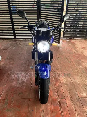 Honda CB 2012 Blue
