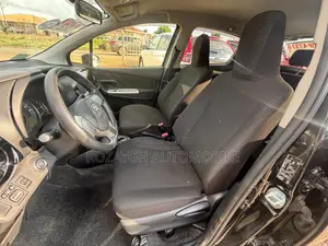 Toyota Vitz 2015 Black