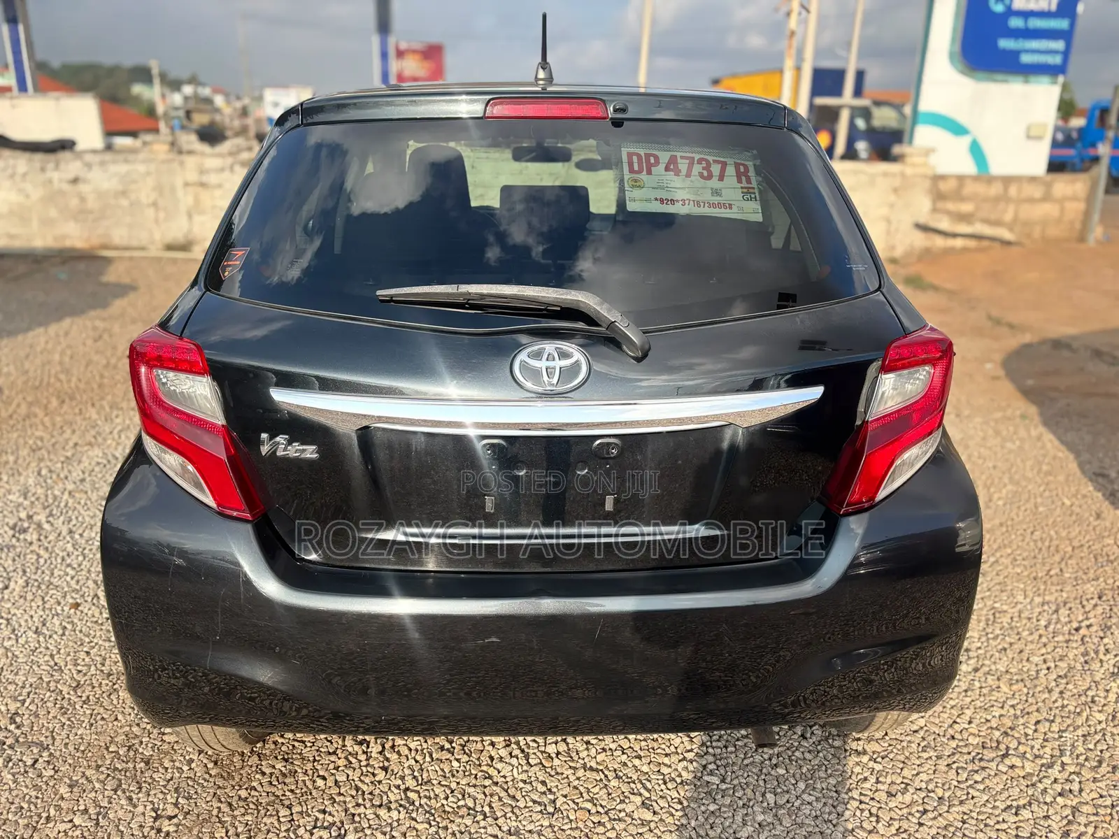 Toyota Vitz 2015 Black
