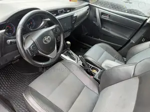 Toyota Corolla LE Eco 4dr Sedan (1.8L 4cyl CVT) 2016 Black