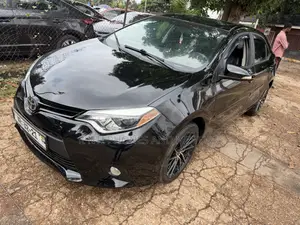 Toyota Corolla LE Eco 4dr Sedan (1.8L 4cyl CVT) 2016 Black