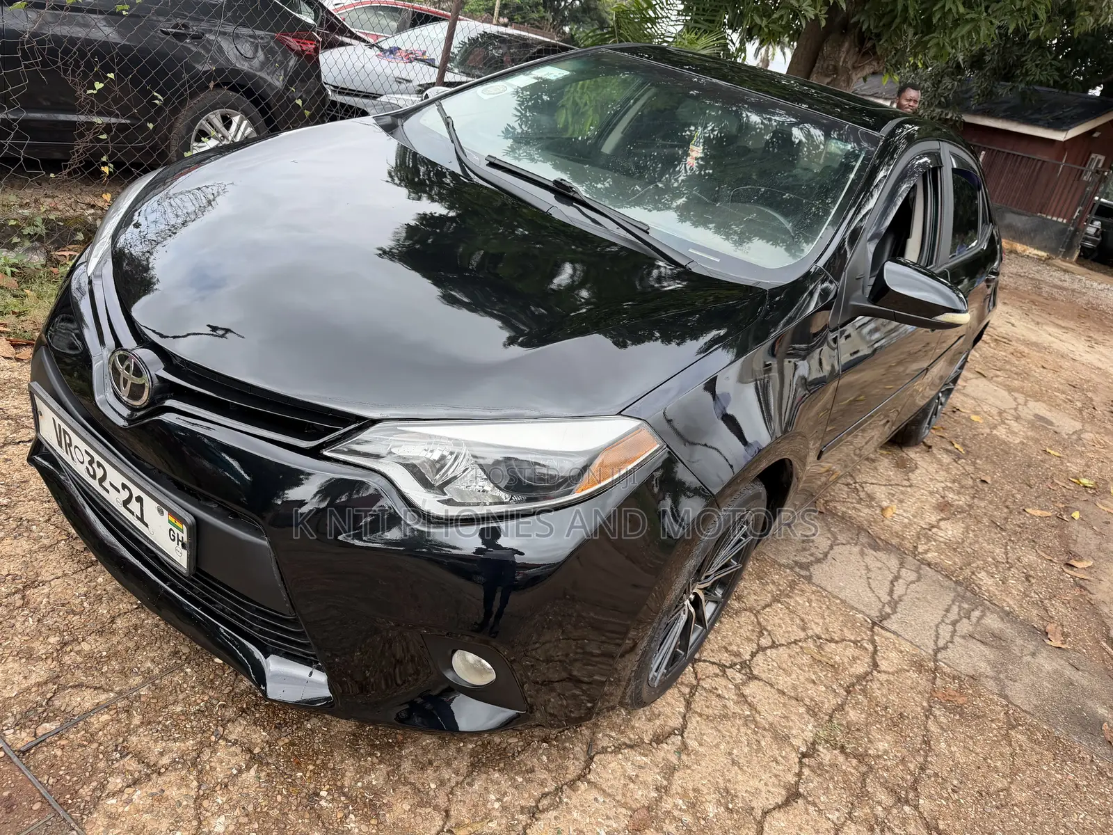 Toyota Corolla LE Eco 4dr Sedan (1.8L 4cyl CVT) 2016 Black