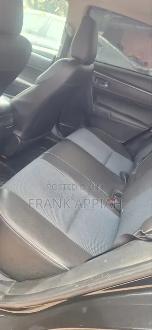 Toyota Corolla 2016 Black