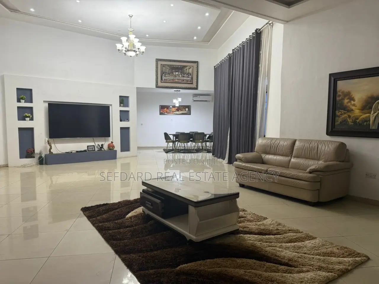 8bdrm House in Sefdard Properties, Haatso for sale