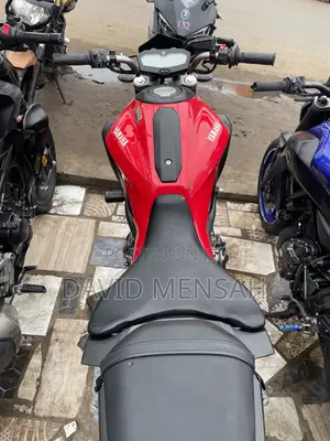 Yamaha FZ 2016 Red