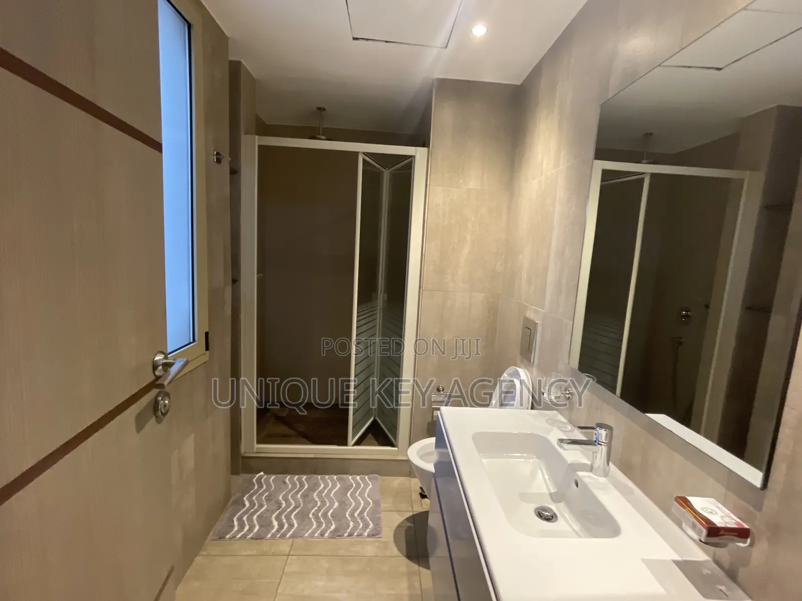 Furnished 2bdrm Apartment in Unique Key Agency, Danquah Circle for rent