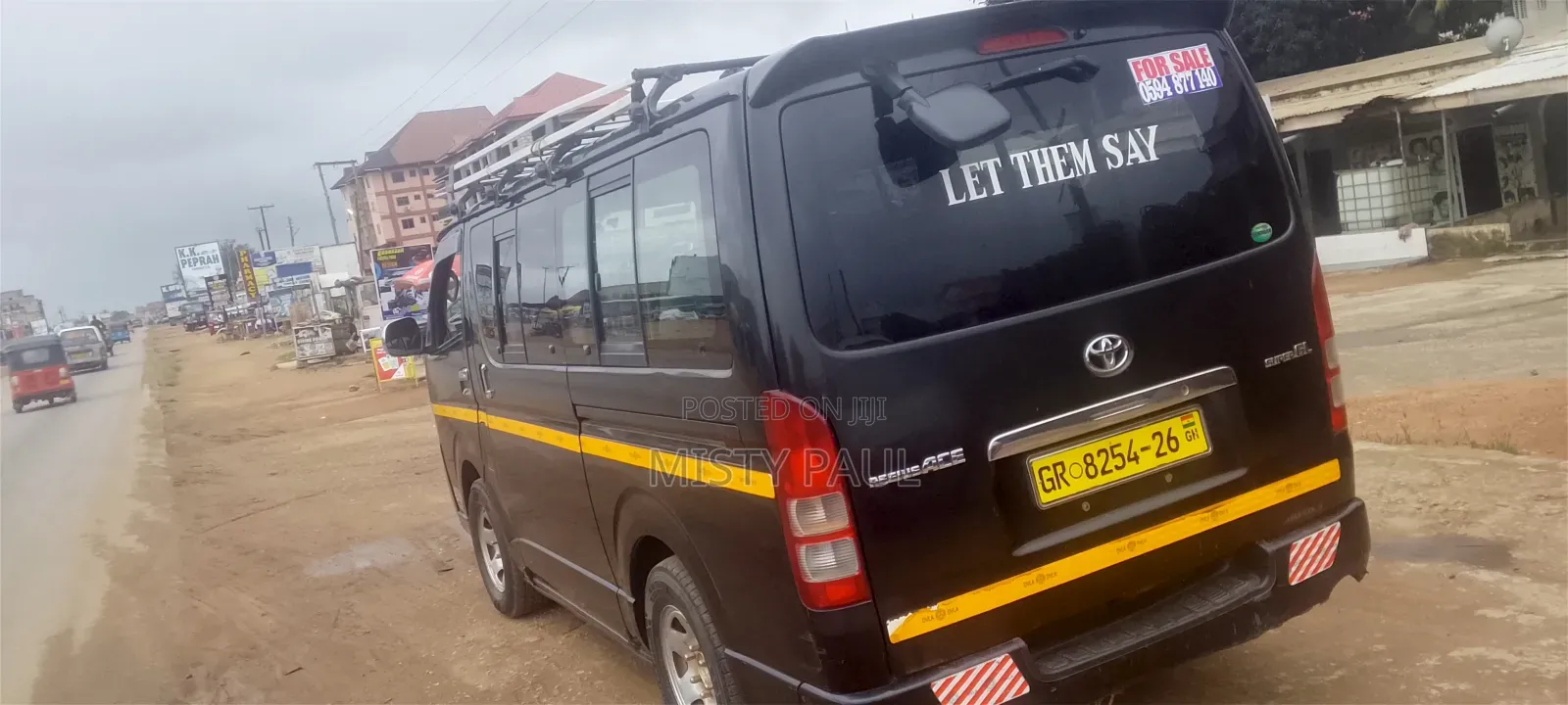Toyota HiAce 2015 Black