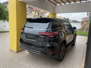 New Toyota Fortuner 2025 Black