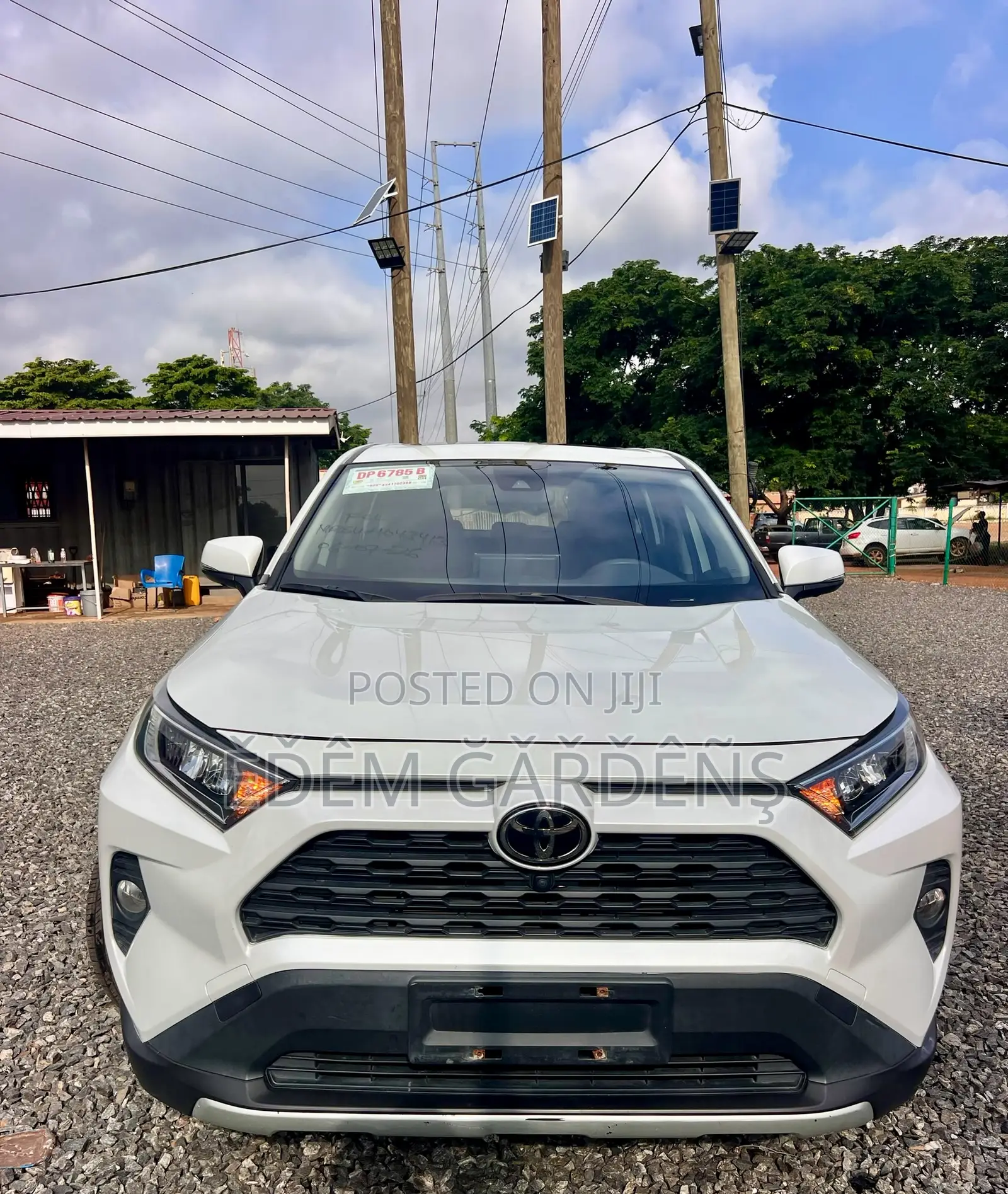 Toyota RAV4 2021 White