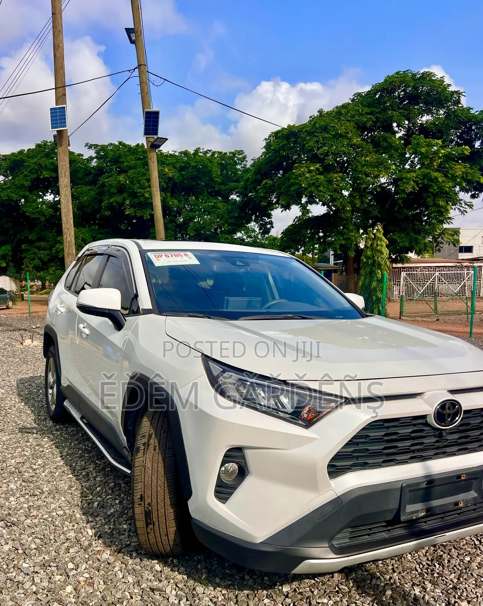Toyota RAV4 2021 White
